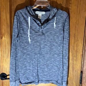 Men’s H & M long sleeve hooded T-shirt